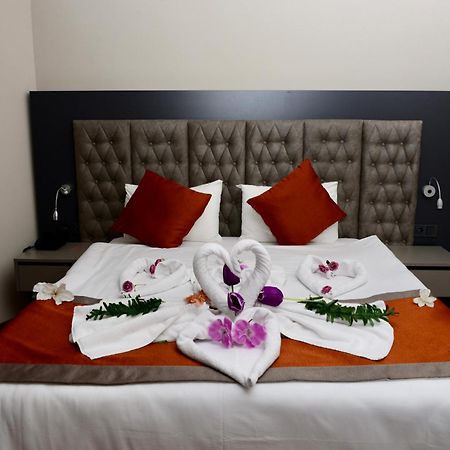 Side Golden Rock Hotel&Spa Extérieur photo
